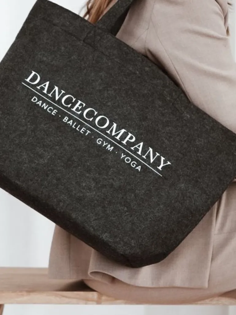 Dancecompany koksgrå filt net med tryk
