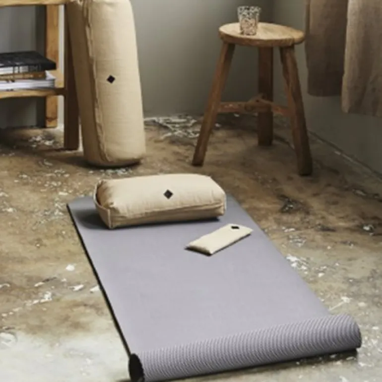 Simple Days beige yoga meditationspude