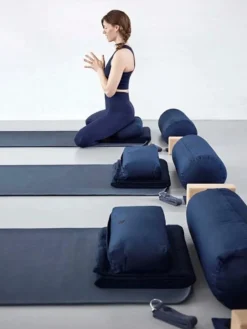 Simple Days navy yoga meditationspude