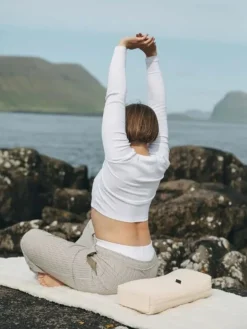 Simple Days YOGA meditationspude i ivory